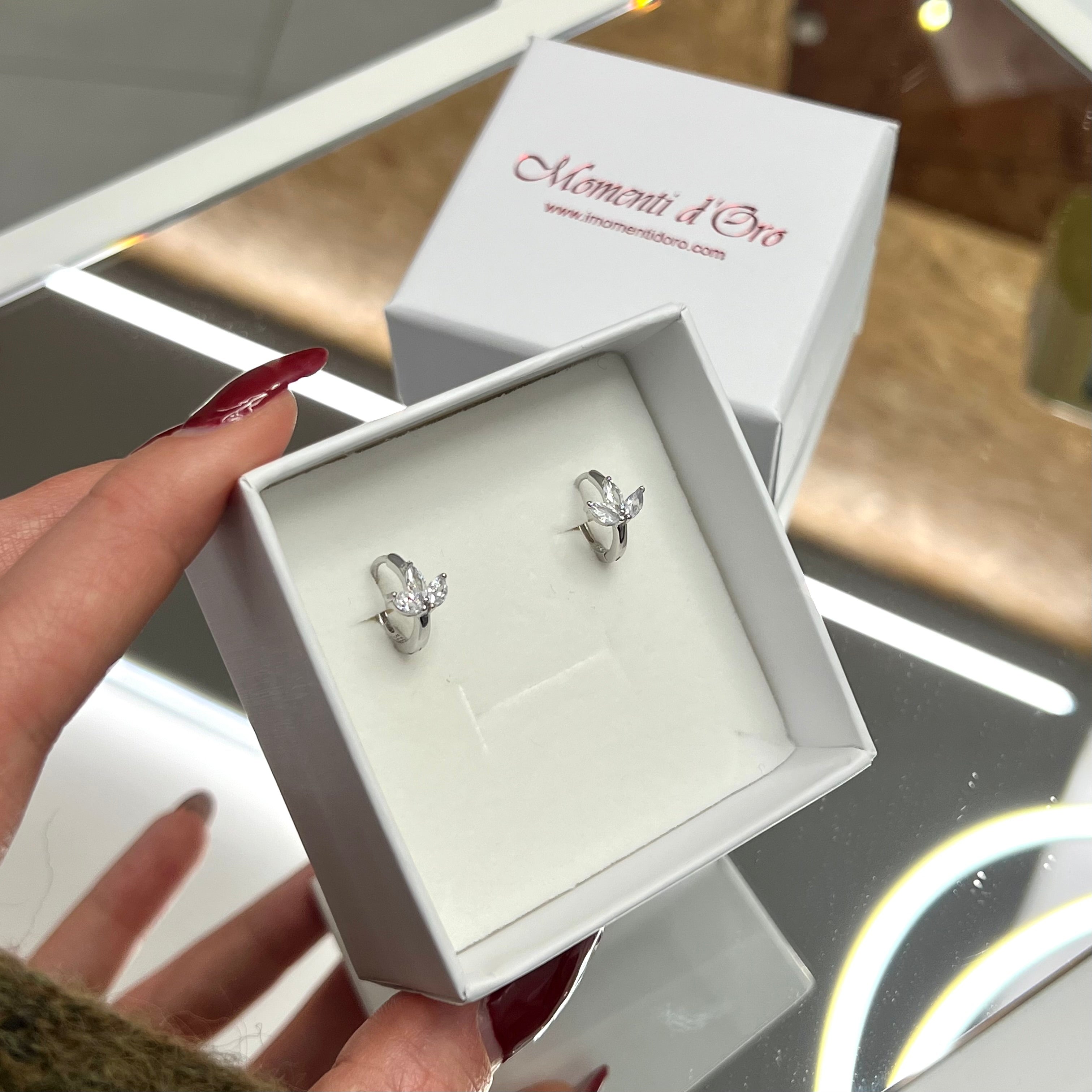 Stroili Collana Oro Bianco 9K Quadrifoglio Zirconato 1424461 Stainless Gioiellerie Stroili Collana Oro Bianco 9K Quadrifoglio Zirconato 1424461 Stainless Gioiellerie