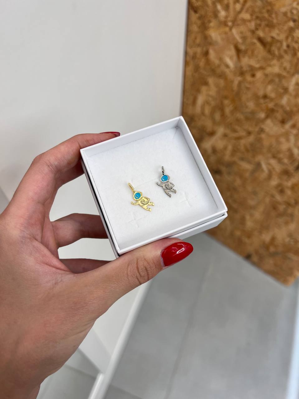 2 pezzi portachiavi con ciondolo astronauta | SHEIN ALIA 2 pezzi portachiavi con ciondolo astronauta | SHEIN ALIA